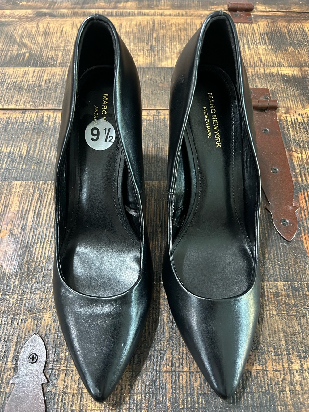 Marc New York Andrew Marc Black Pointed Toe Block Heel Pumps 9.5